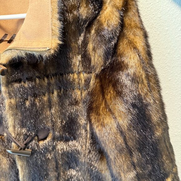 Vintage Reversible Shearling & Faux Fur Toggle Coat Women's Size S 19" ptp - Picture 4 of 14